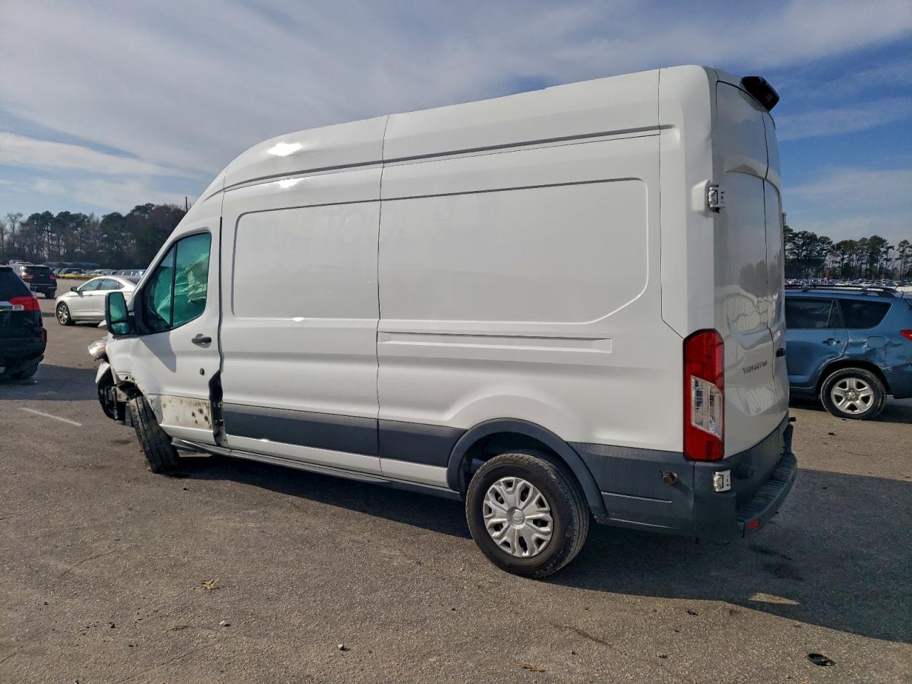 2018 Ford Transit T-250 - Фото 2