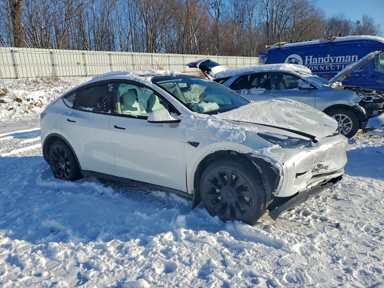 2021 Tesla Model Y - Фото 4