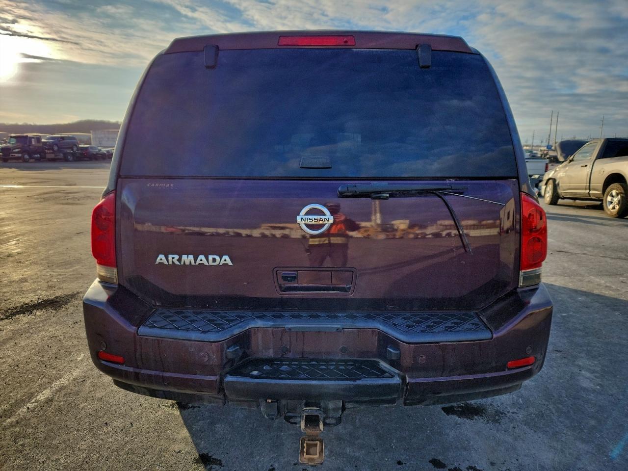 2014 Nissan Armada Sv - Image 6