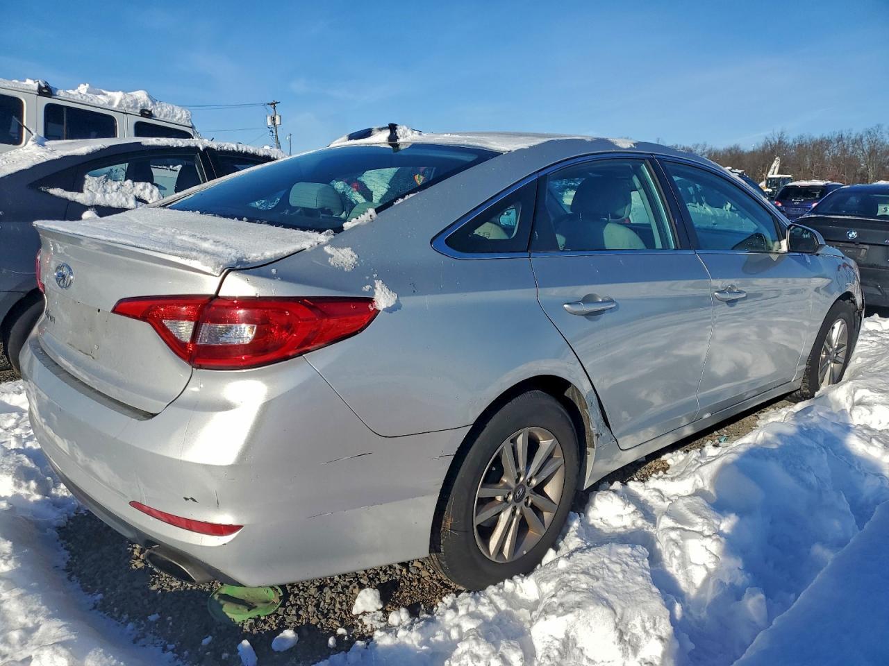 2016 Hyundai Sonata Se - Фото 3
