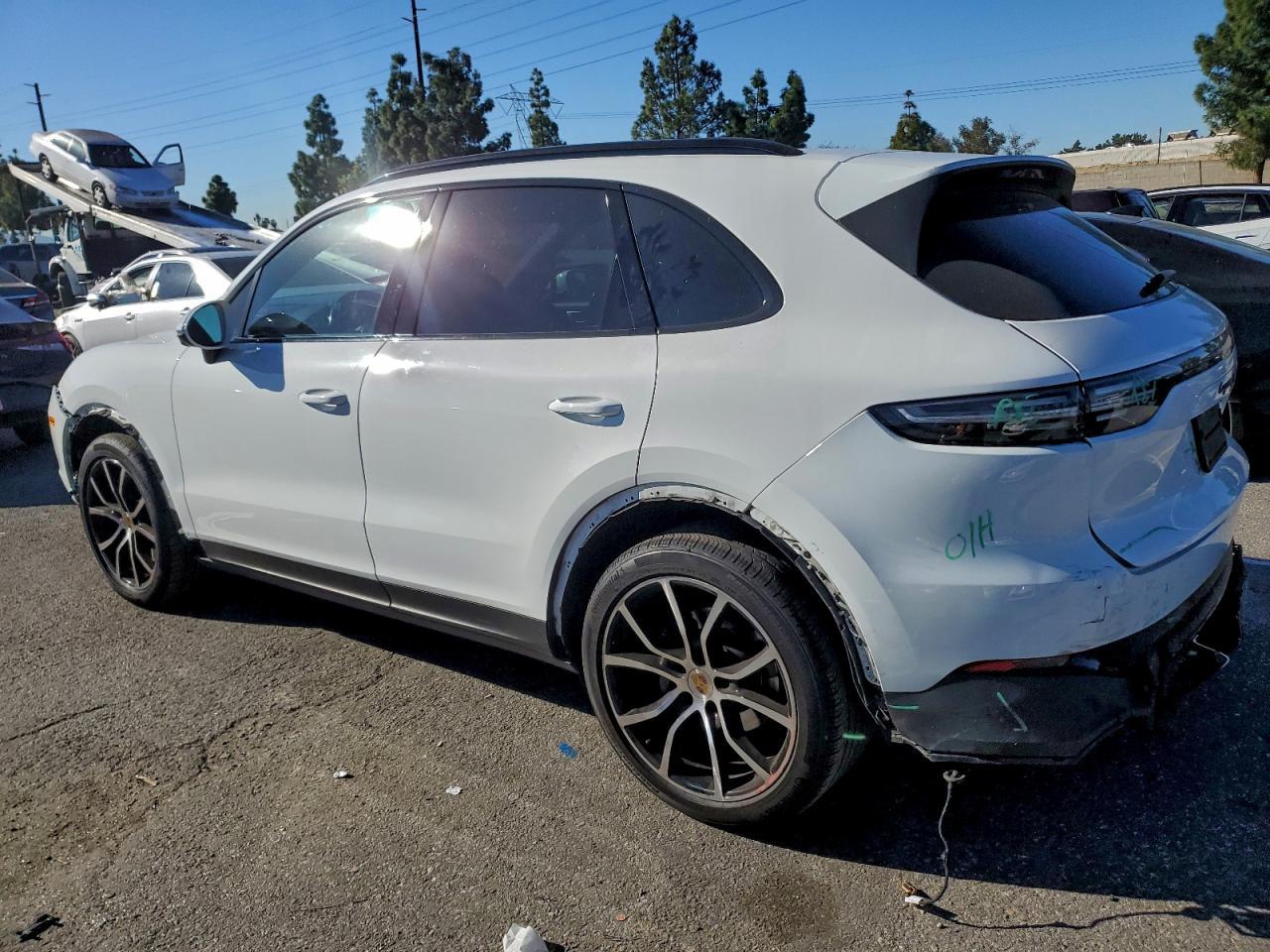 2022 Porsche Cayenne S - Image 2