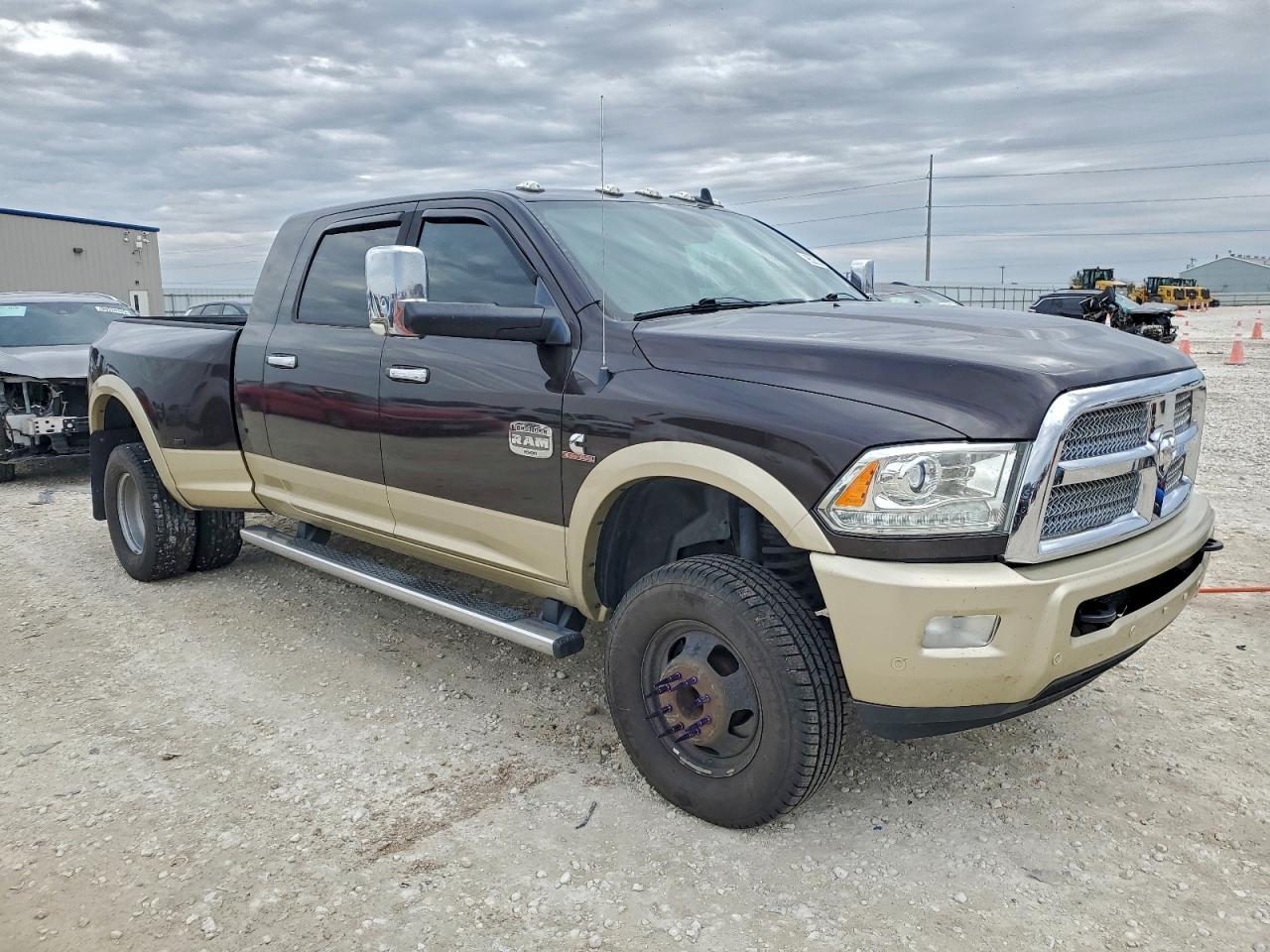 2016 Ram 3500 Longhorn - Фото 4