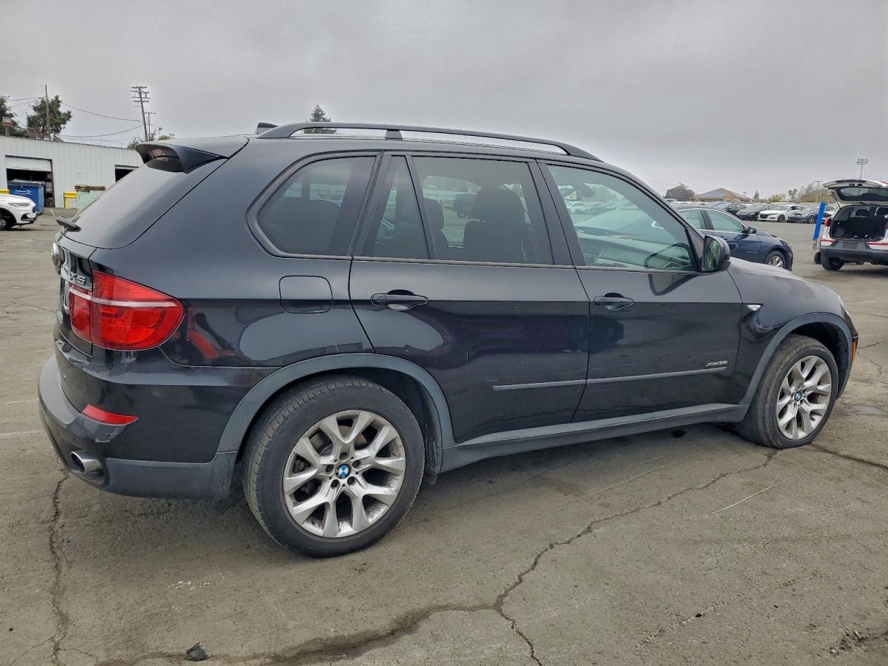 2013 BMW X5 xDrive35I - Фото 3