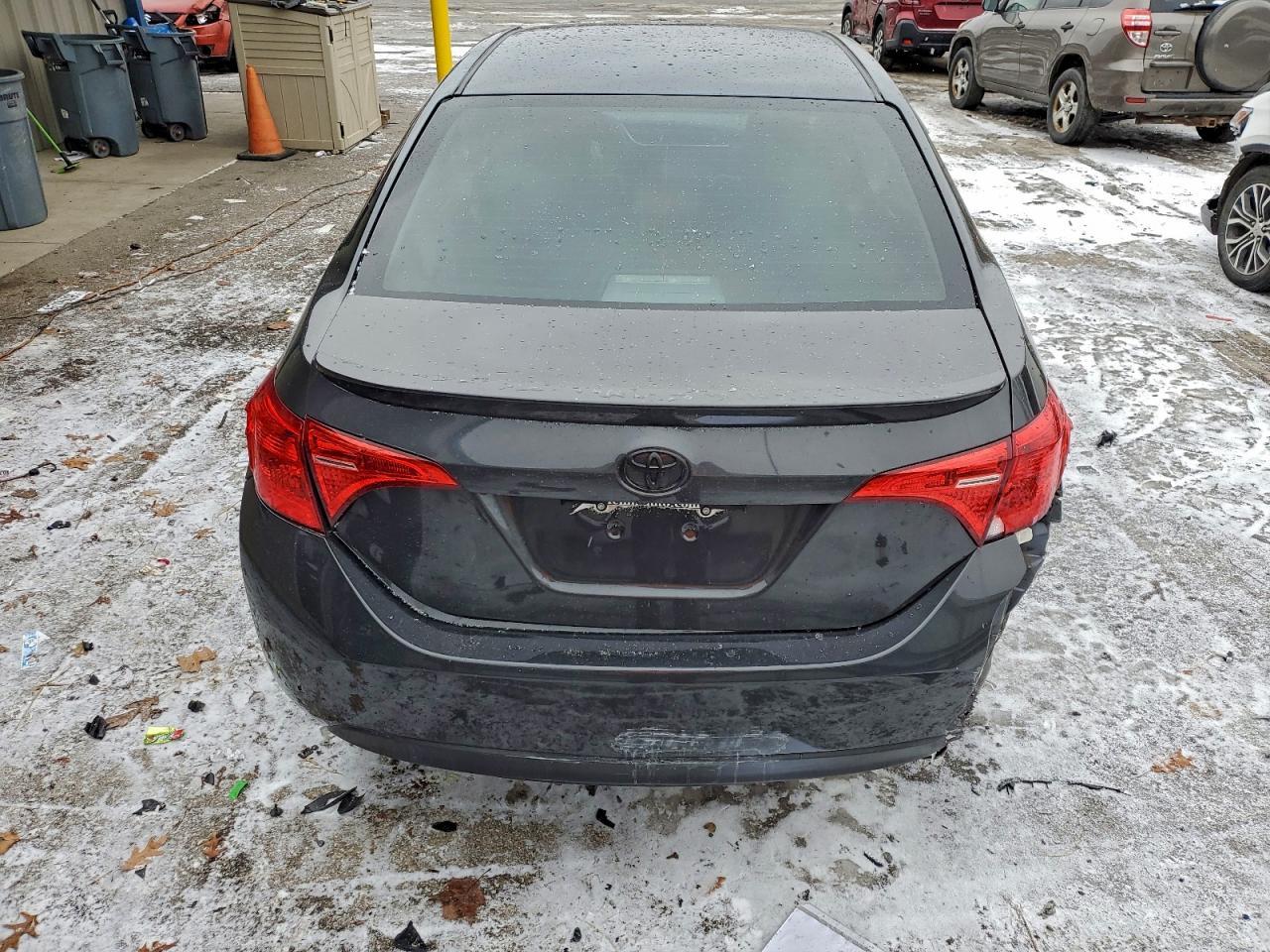 2017 Toyota Corolla L - Фото 6