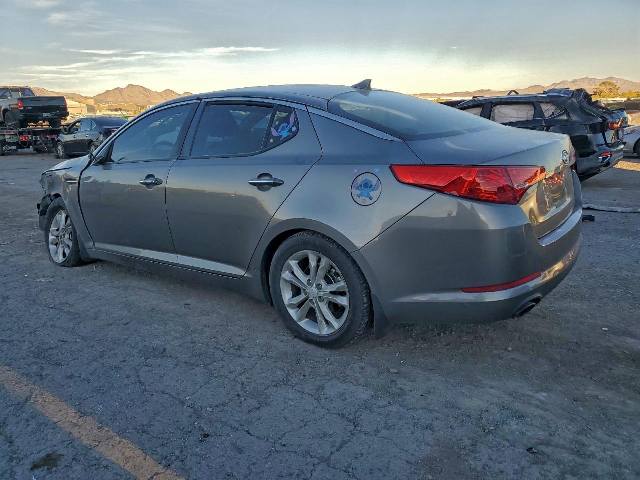 2012 Kia Optima Ex - Image 2