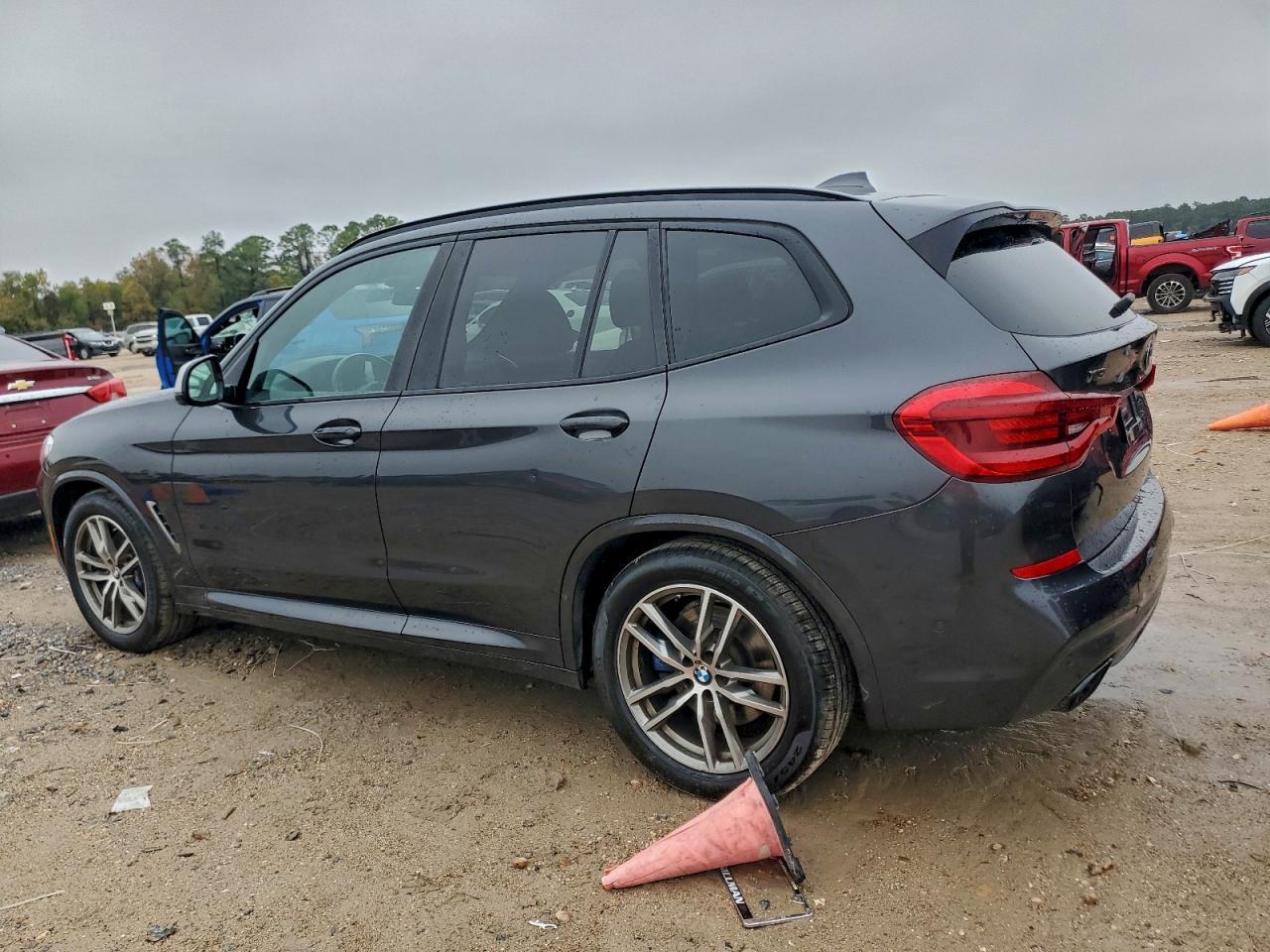 2018 BMW X3 xDrivem40I - Image 2