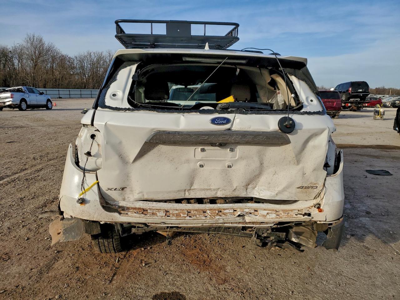 2023 Ford Explorer Xlt - Image 6