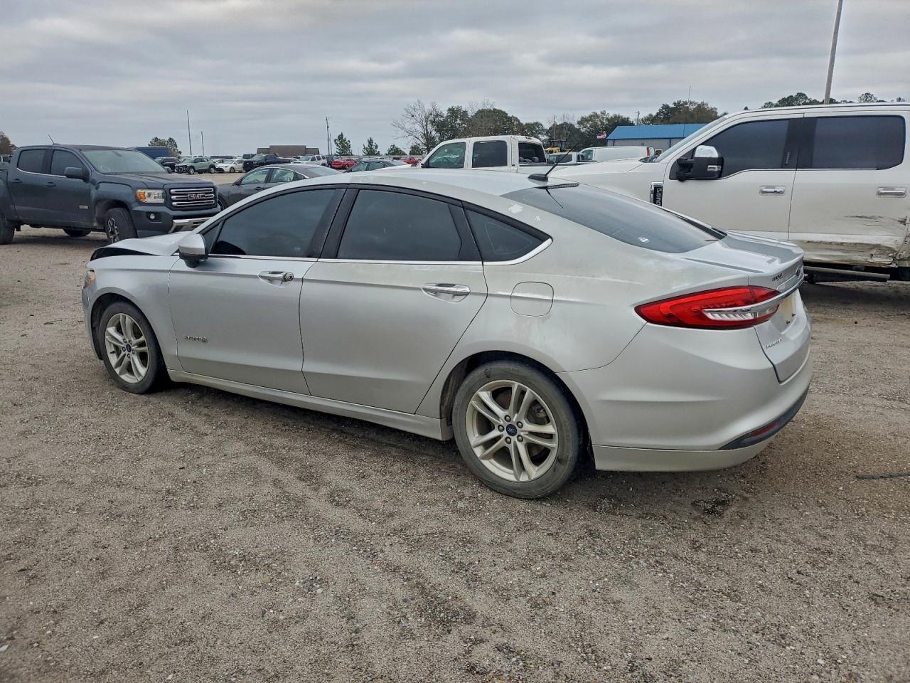 2018 Ford Fusion Se Hybrid - Фото 2