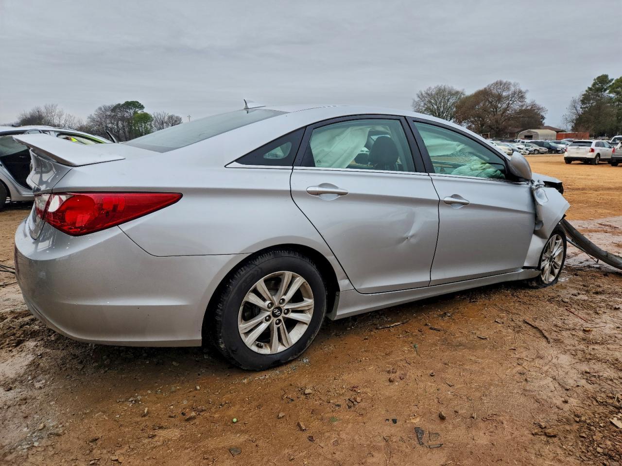 2012 Hyundai Sonata Gls - Image 3