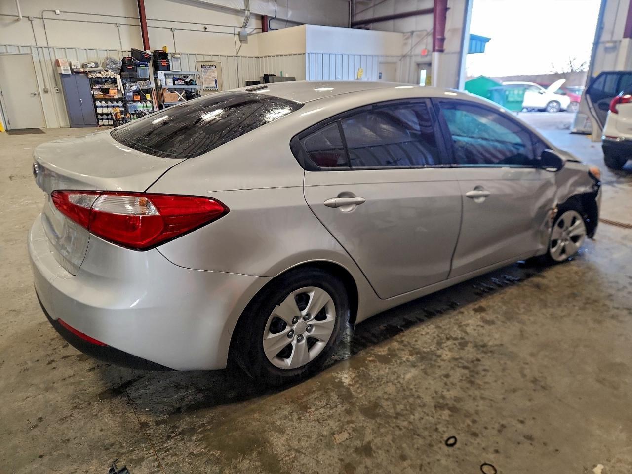 2016 Kia Forte Lx - Фото 3