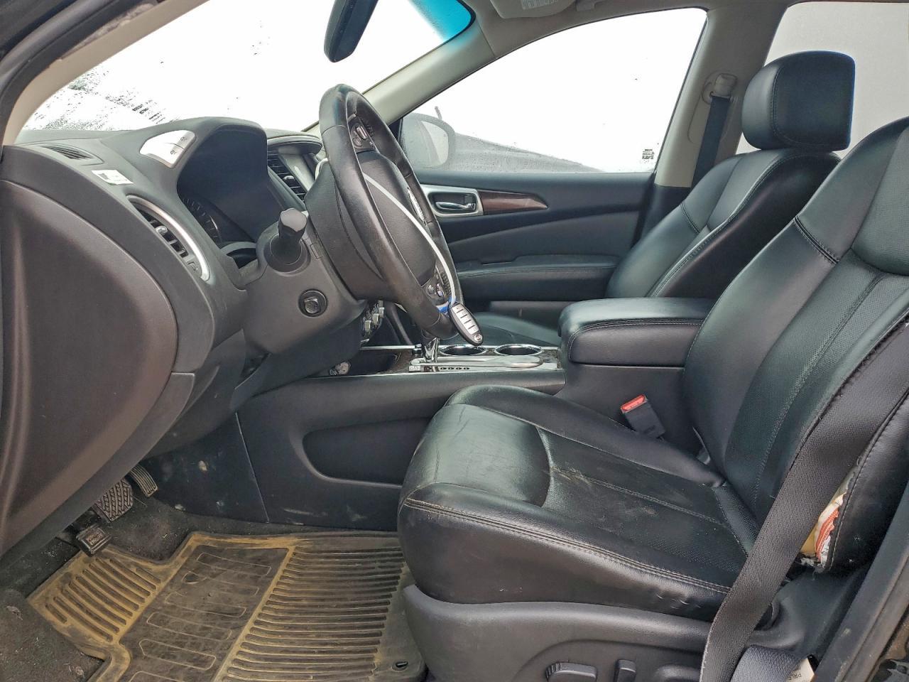 2015 Nissan Pathfinder S - Image 7