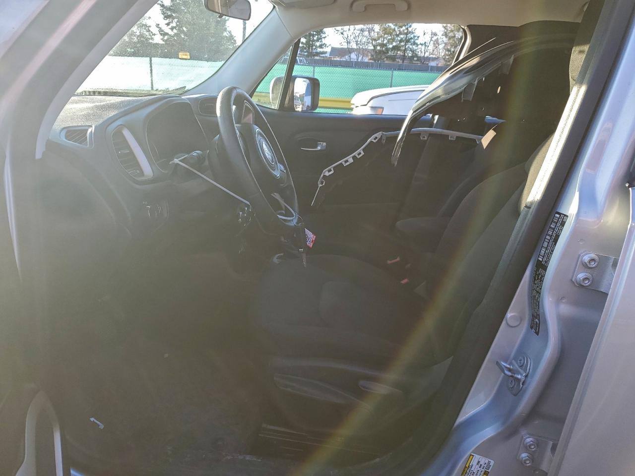 2015 Jeep Renegade Sport - Фото 7