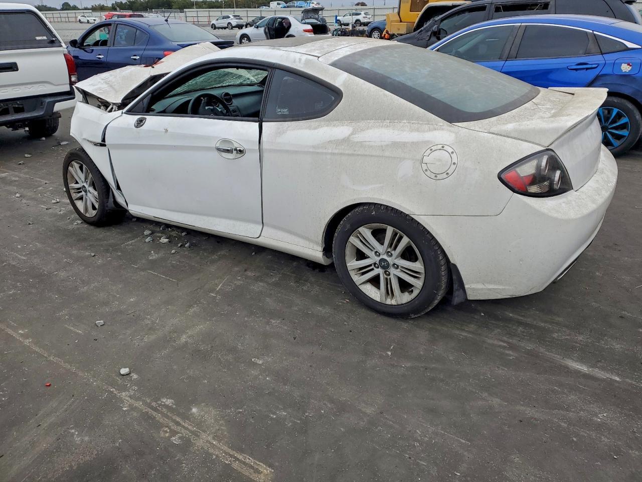 2008 Hyundai Tiburon Gs - Image 2