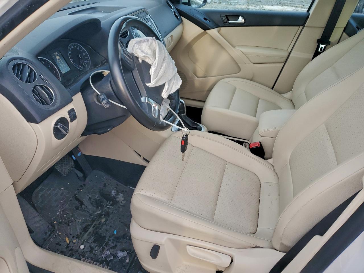 2013 Volkswagen Tiguan S - Фото 7