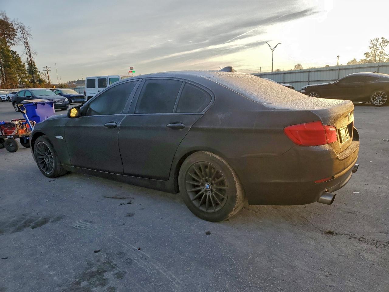2013 BMW 535 Xi - Image 2