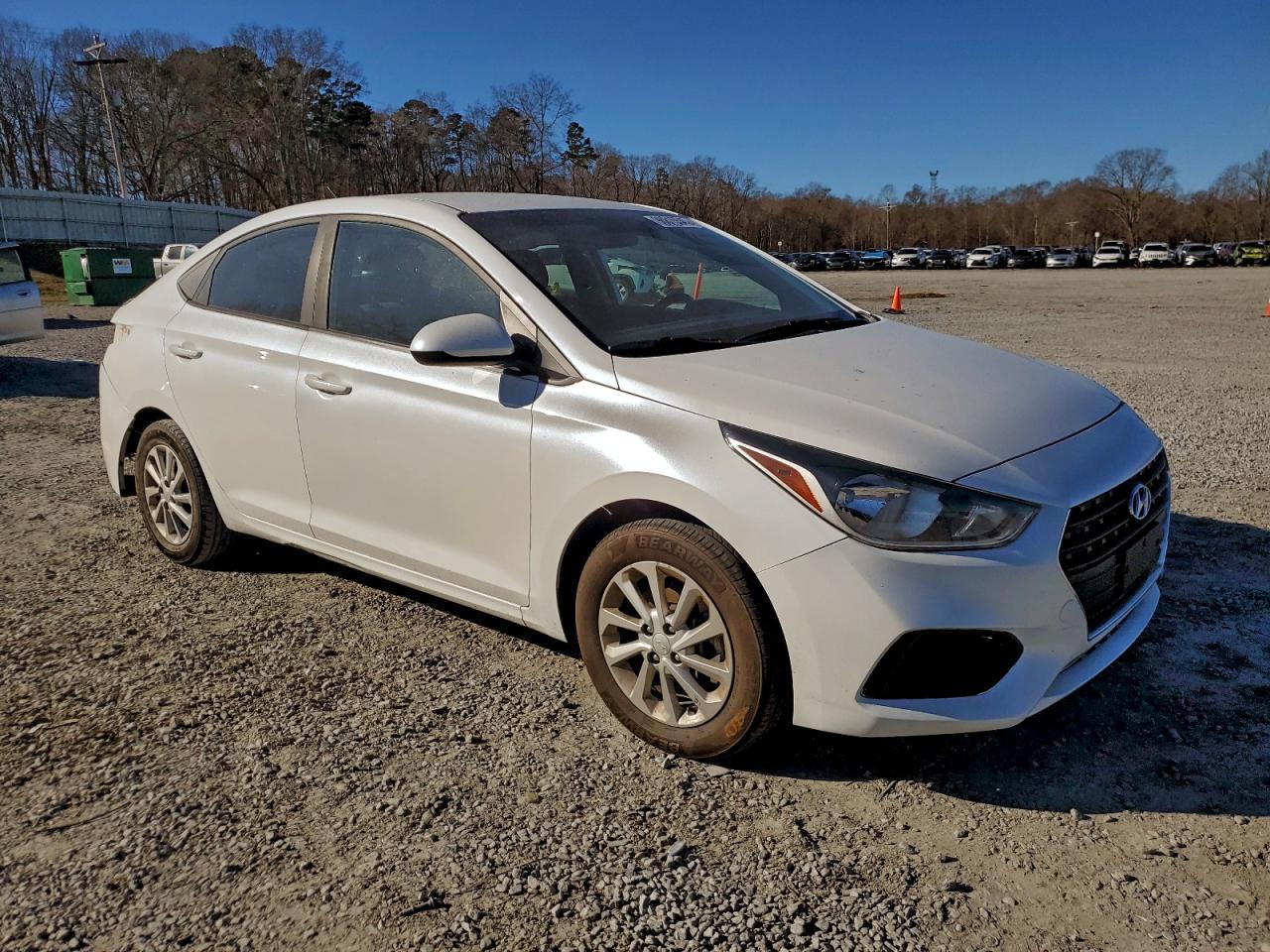 2018 Hyundai Accent Se - Фото 4