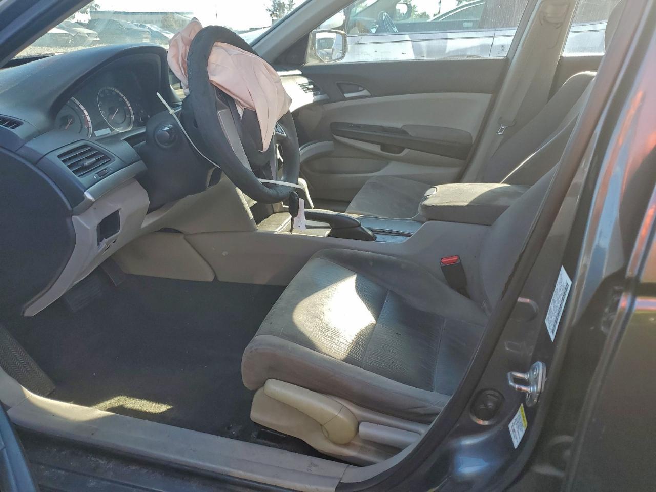 2012 Honda Accord - Image 7