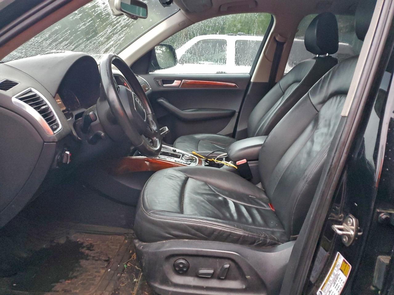 2010 Audi Q5 Premium Plus - Image 7