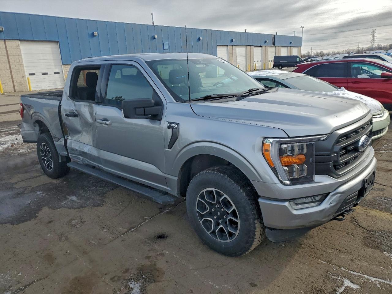 2023 Ford F150 Supercrew - Фото 4