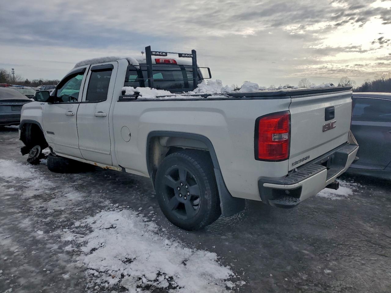 2016 GMC Sierra K1500 - Image 2