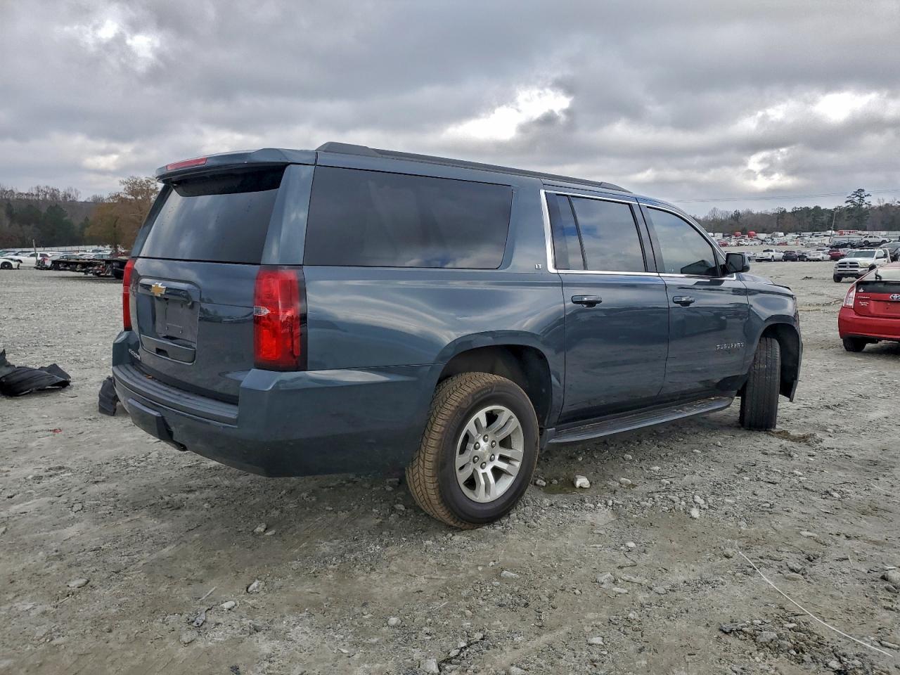 2020 Chevrolet Suburban K1500 Lt - Фото 3