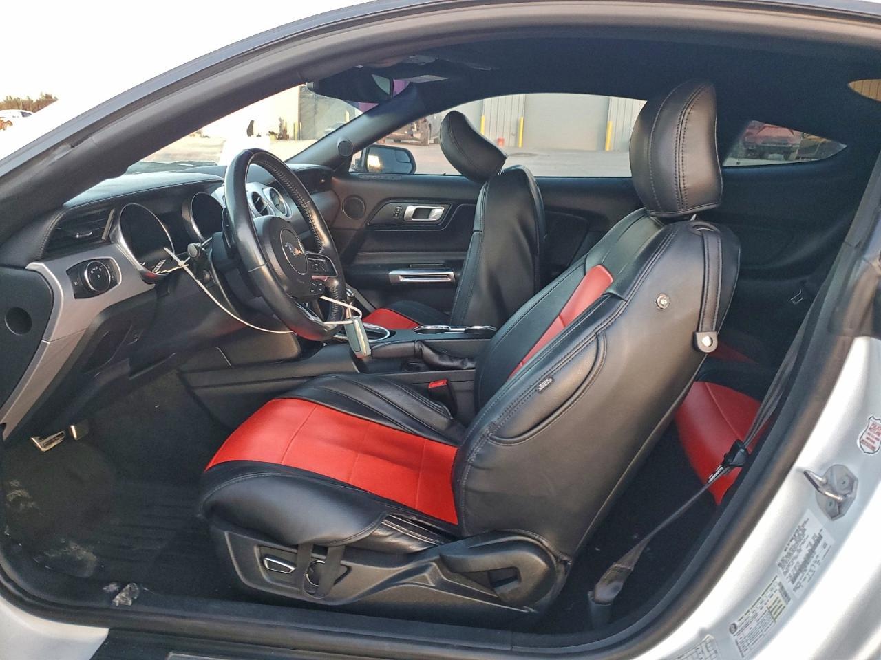 2018 Ford Mustang - Фото 7