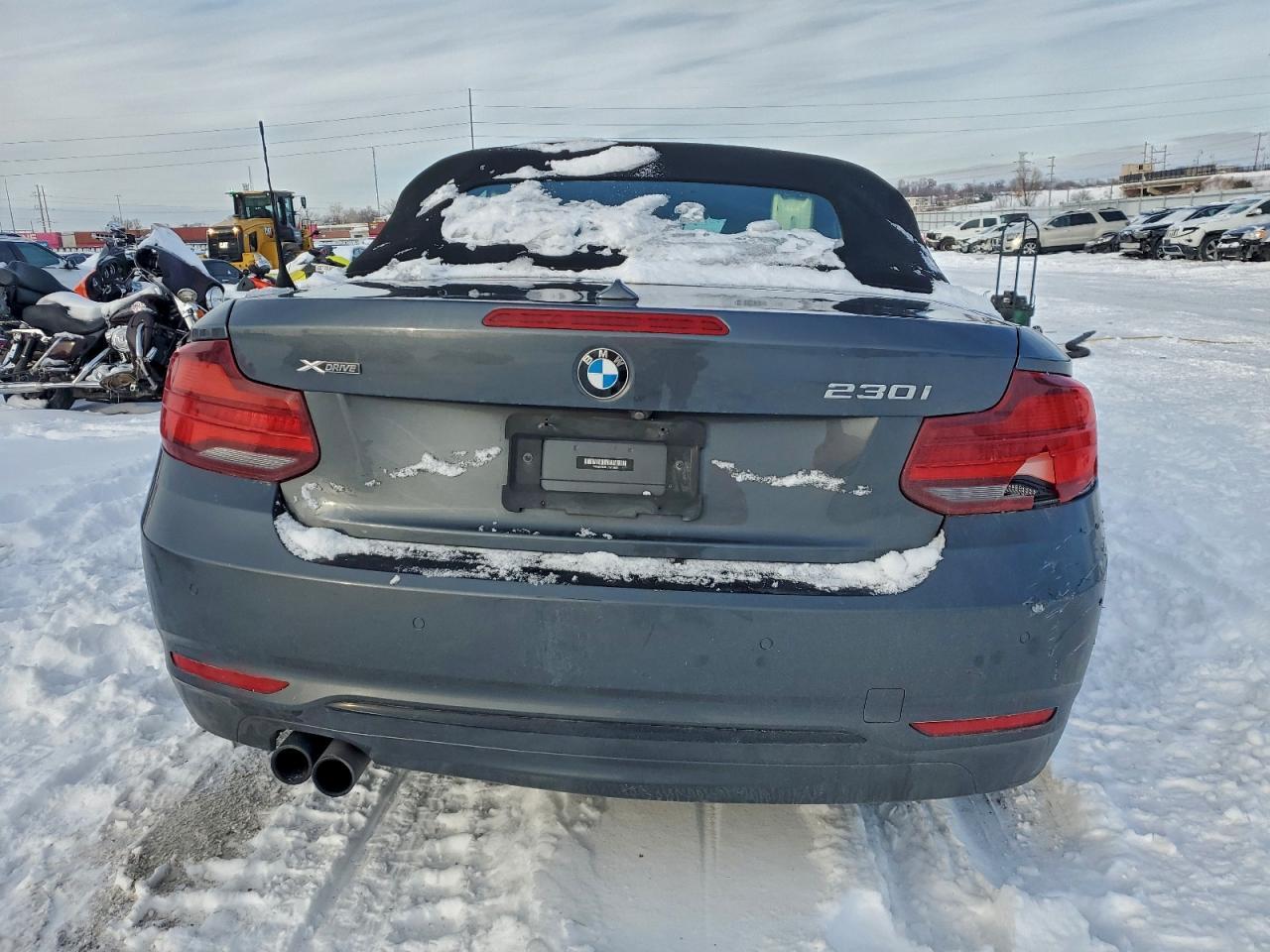 2020 BMW 230Xi - Фото 6