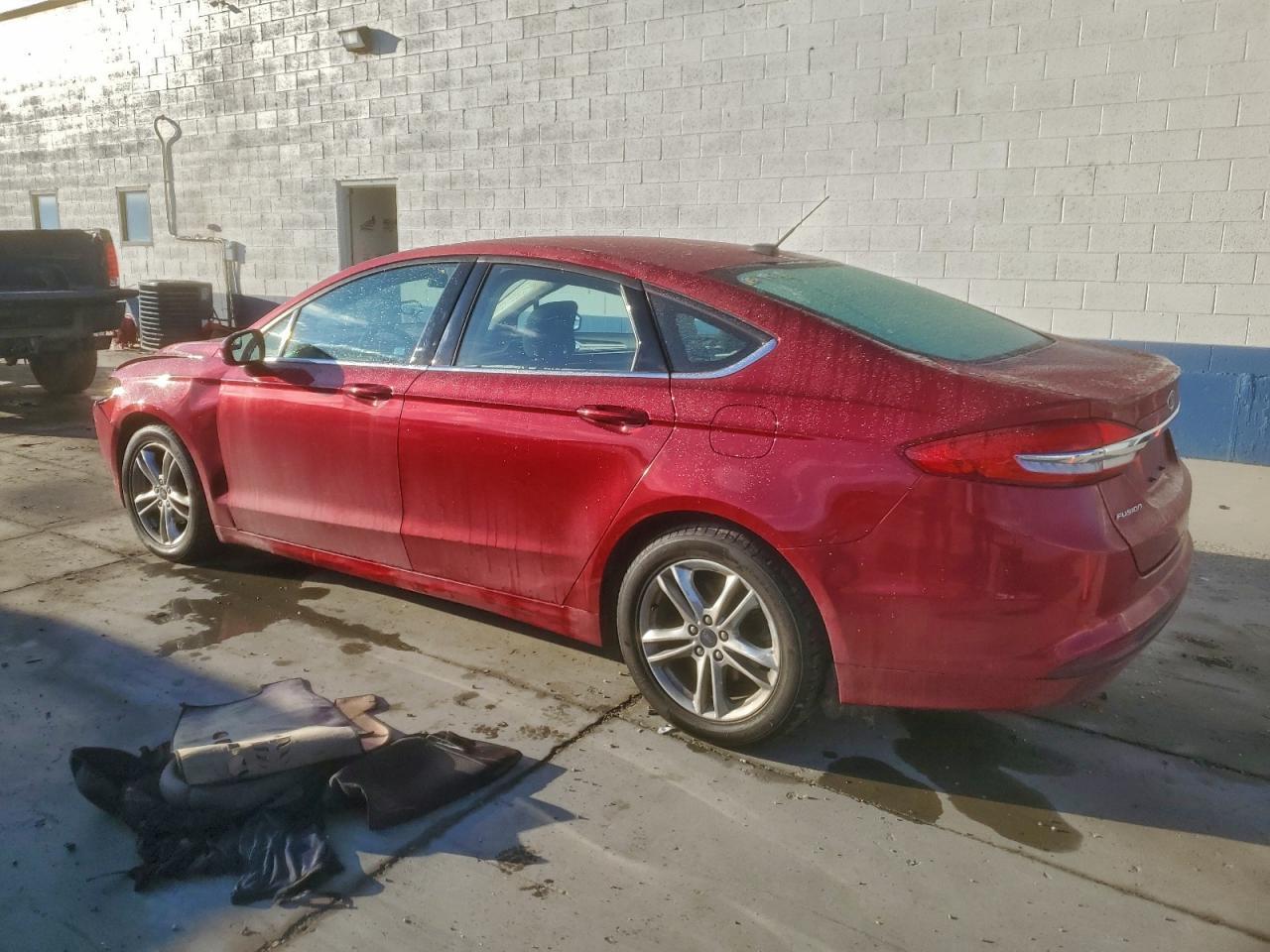 2018 Ford Fusion Se - Фото 2