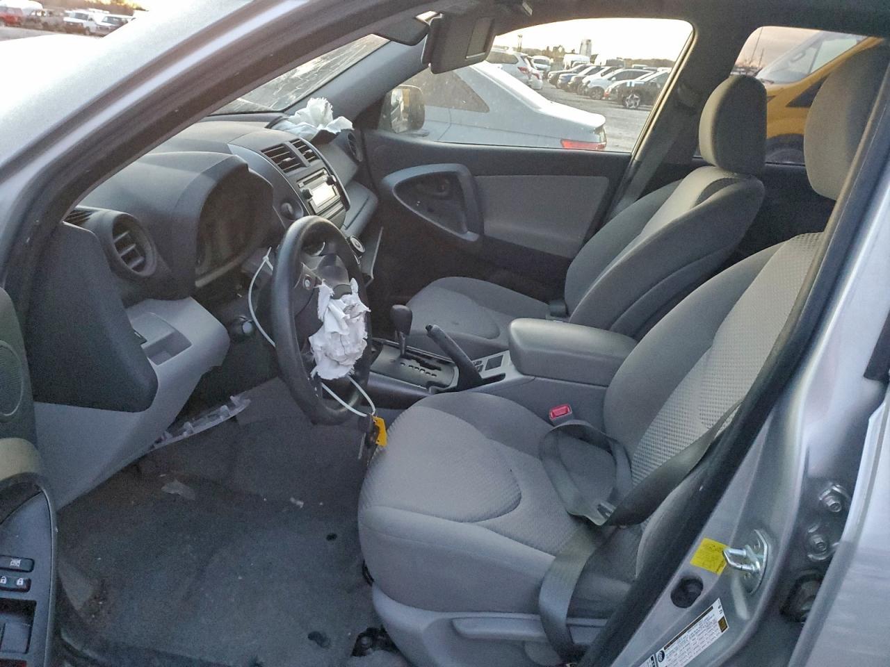 2012 Toyota Rav4 - Фото 7