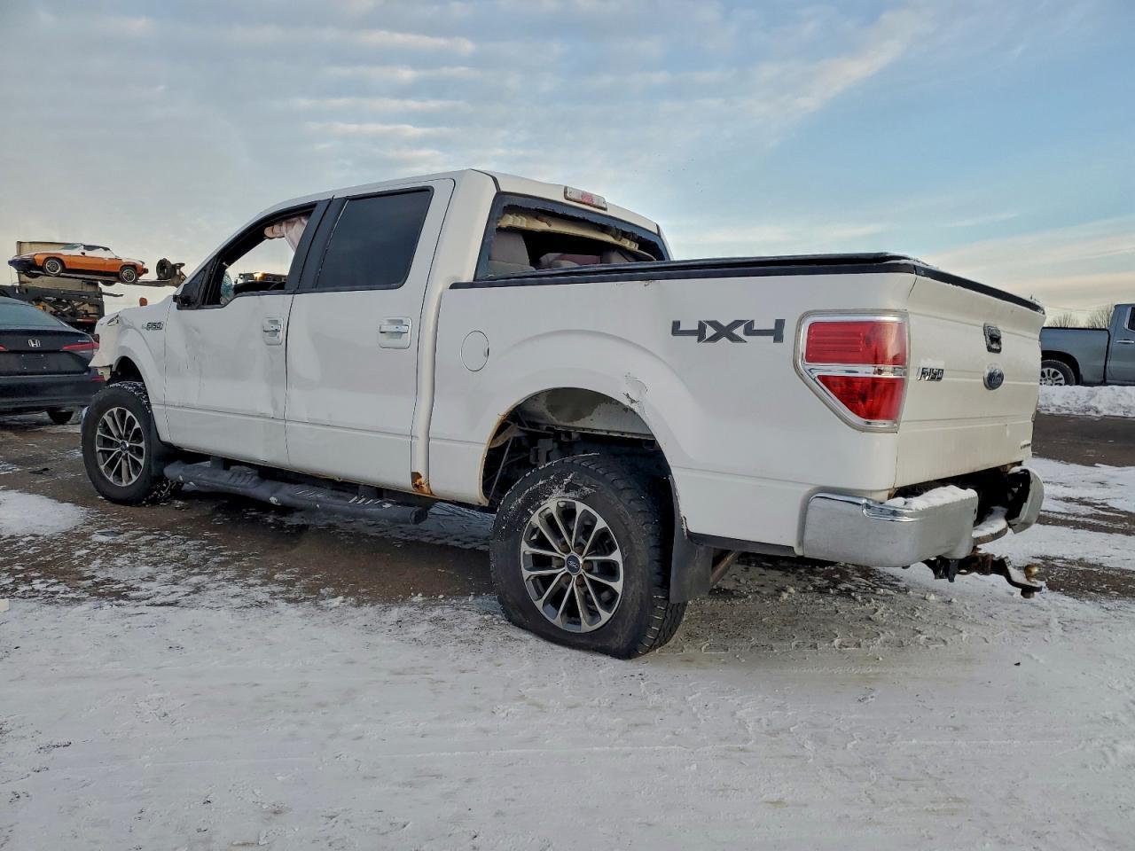 2014 Ford F150 Supercrew - Фото 2