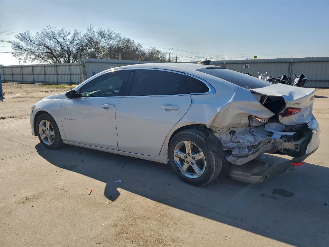 2021 Chevrolet Malibu Ls - Image 2