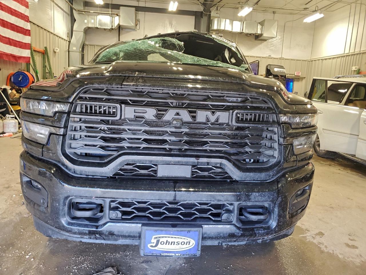 2025 Ram 3500 Big Horn - Фото 5