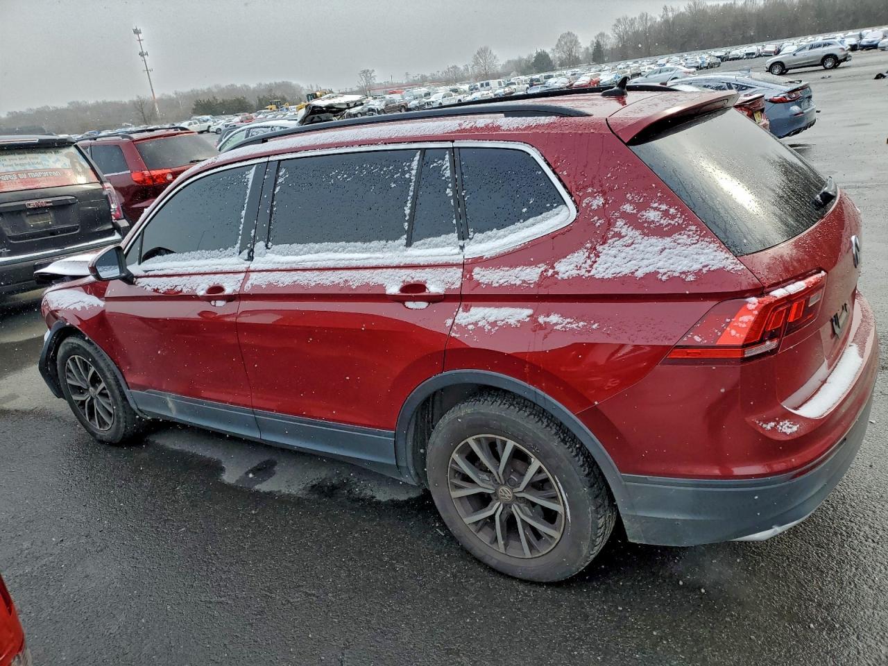 2019 Volkswagen Tiguan Se - Фото 2