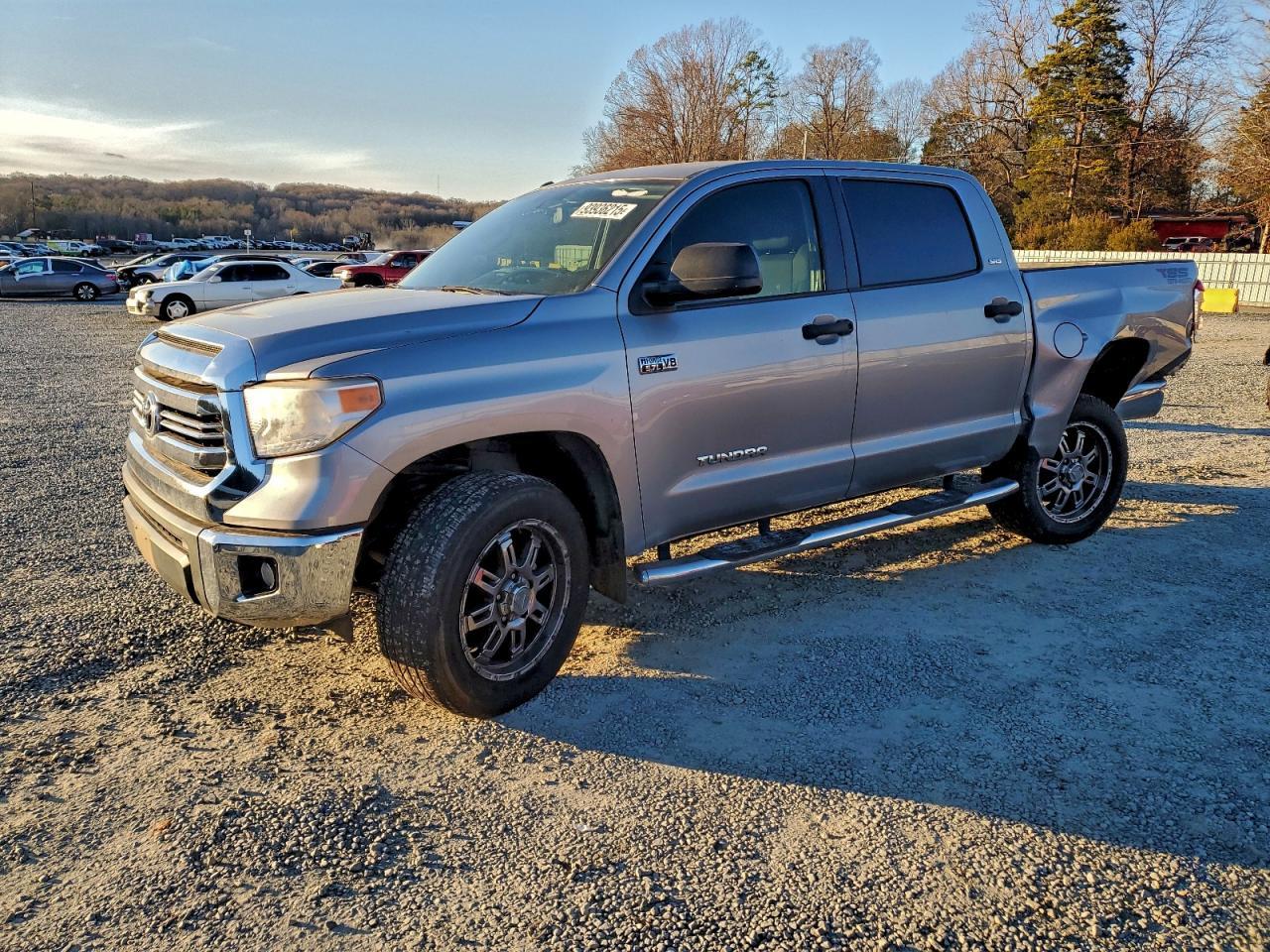 2016 Toyota Tundra Crewmax Sr5