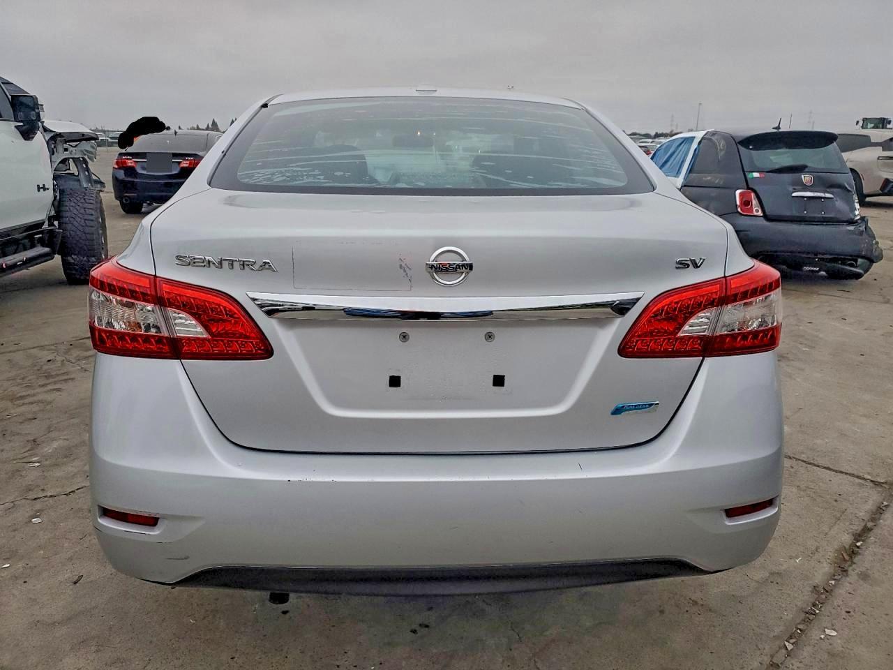 2013 Nissan Sentra S - Фото 6
