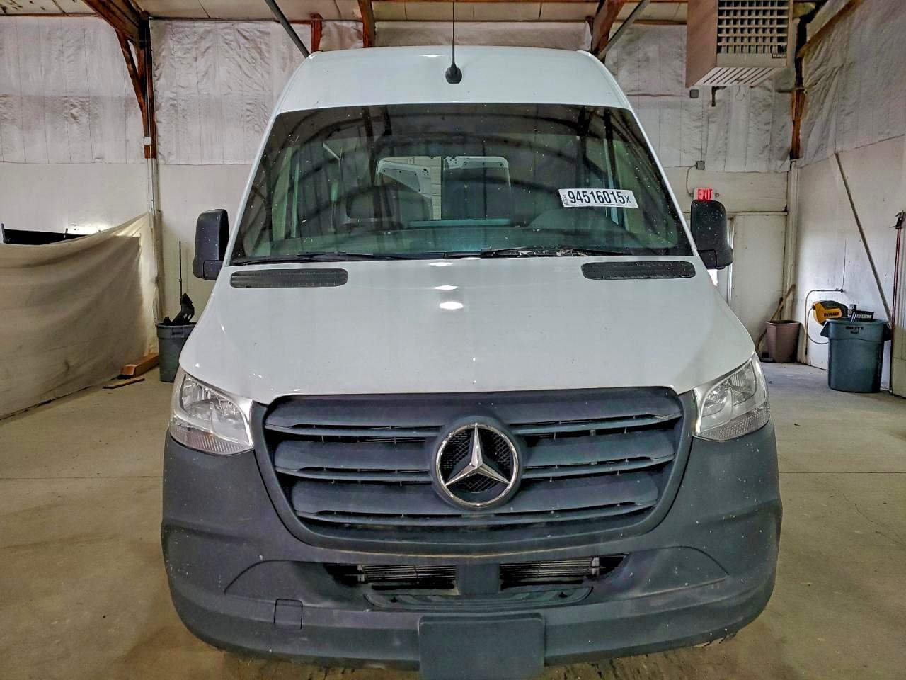 2024 Mercedes-Benz Sprinter 2500 - Image 2