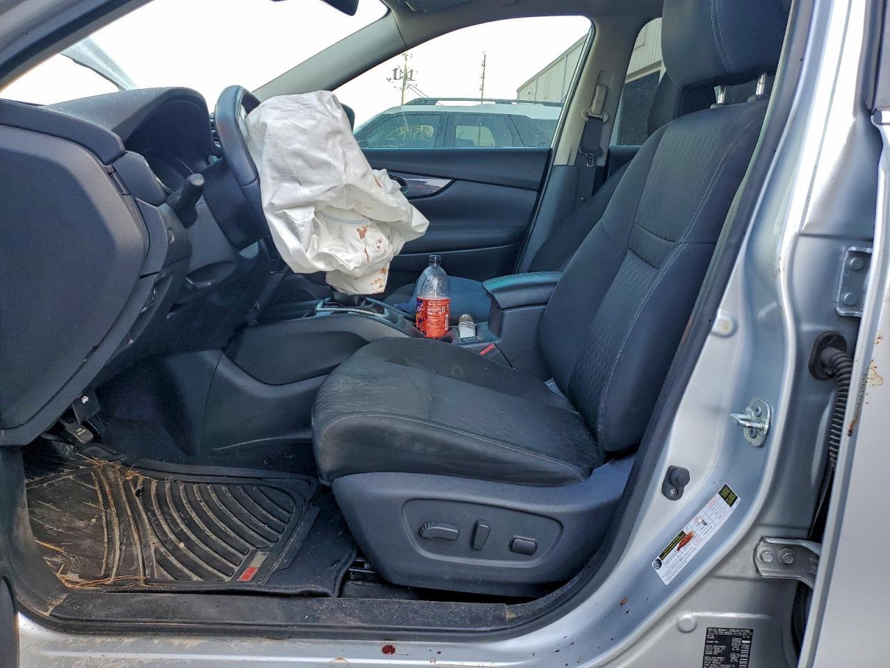 2019 Nissan Rogue S - Image 7