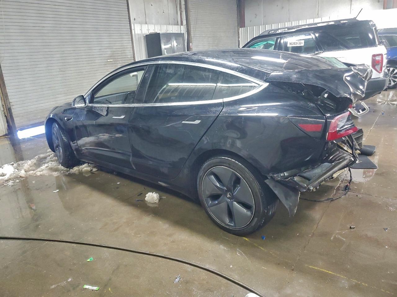 2020 Tesla Model 3 - Image 2