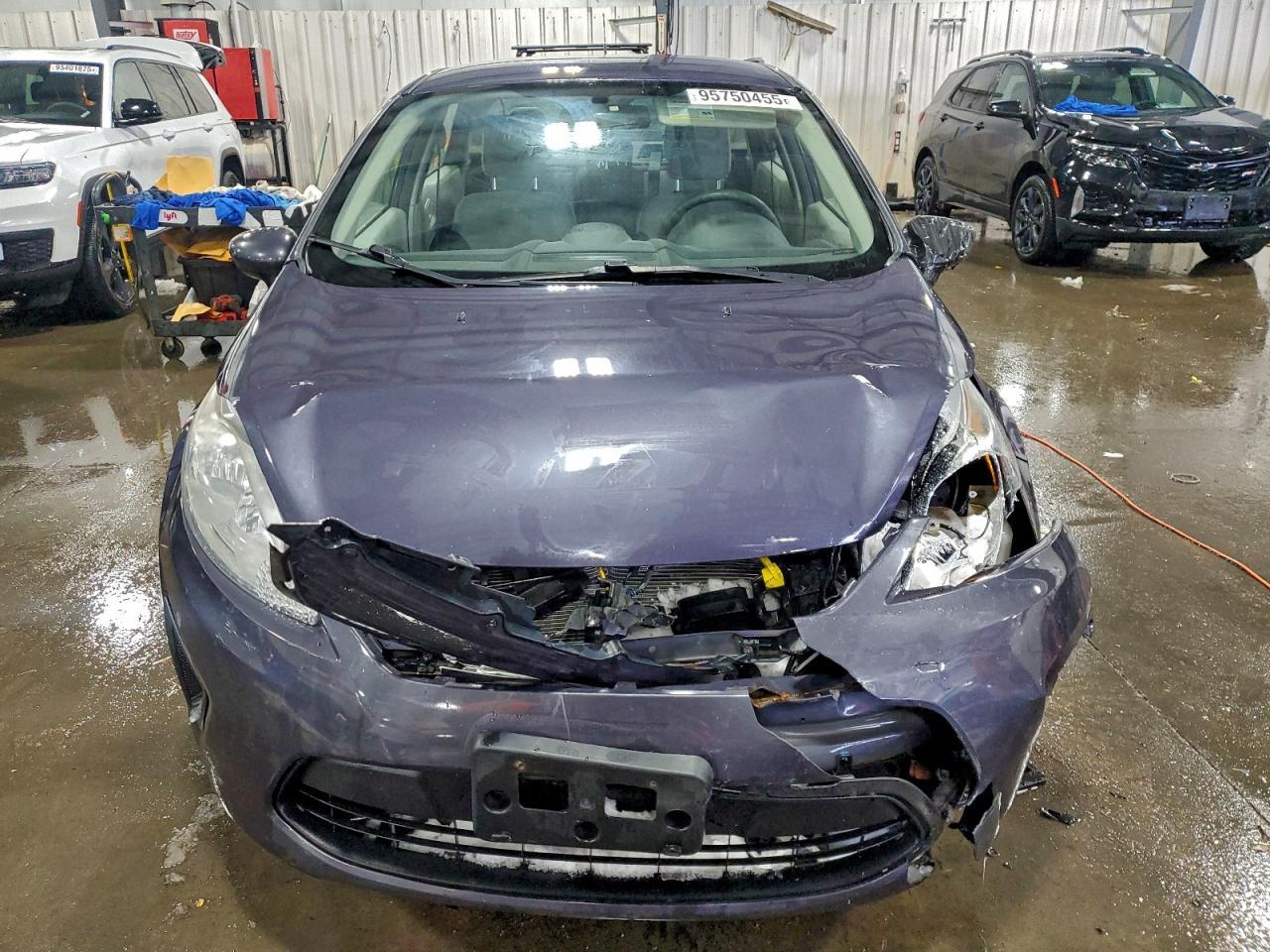 2013 Ford Fiesta S - Фото 5