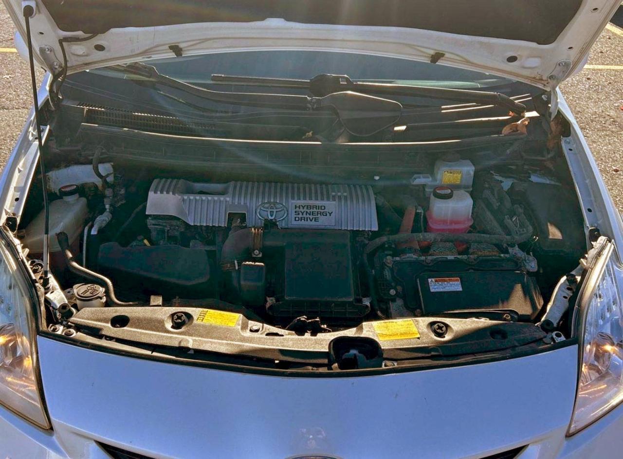2015 Toyota Prius - Image 7
