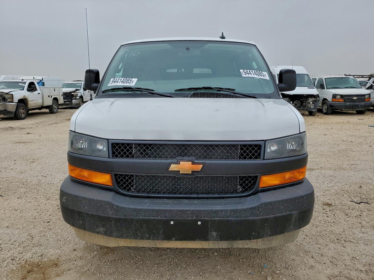 2025 Chevrolet Express G3500 Ls Passenger Rwd 3500 Extended Wheelbase - Image 5