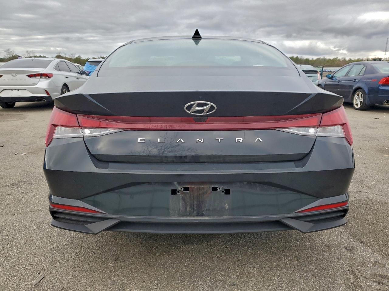 2023 Hyundai Elantra Sel - Фото 6