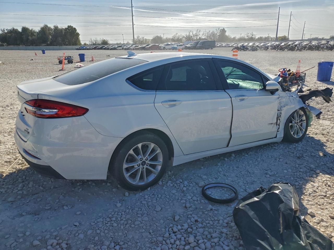 2019 Ford Fusion Se - Фото 3