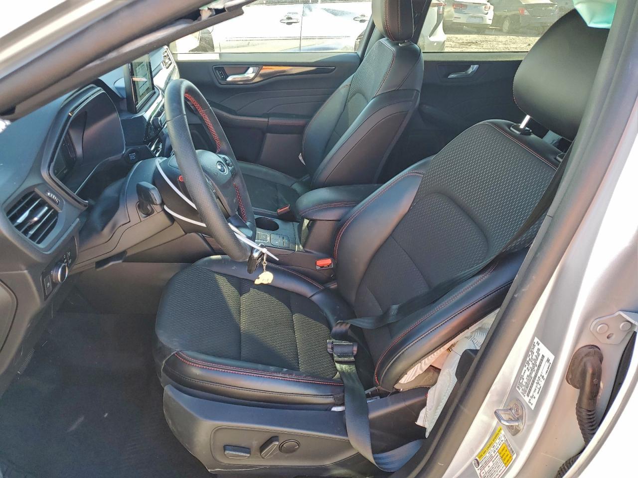 2025 Ford Escape St Line - Фото 7