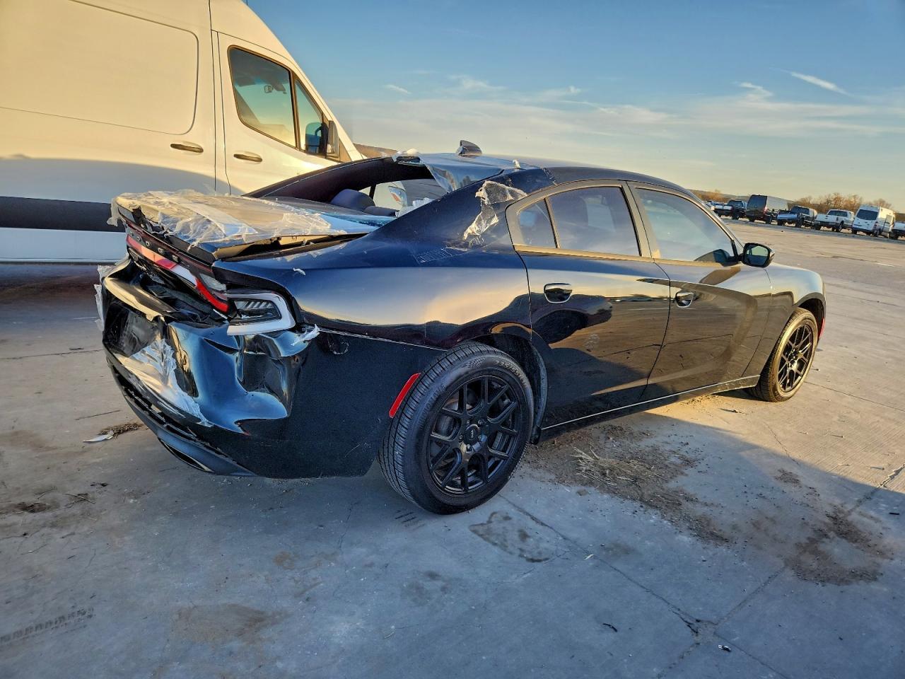2016 Dodge Charger Sxt - Фото 3