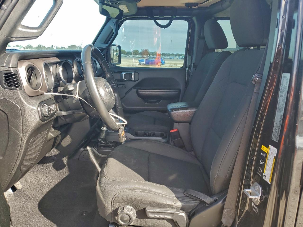 2021 Jeep Gladiator Sport - Image 7