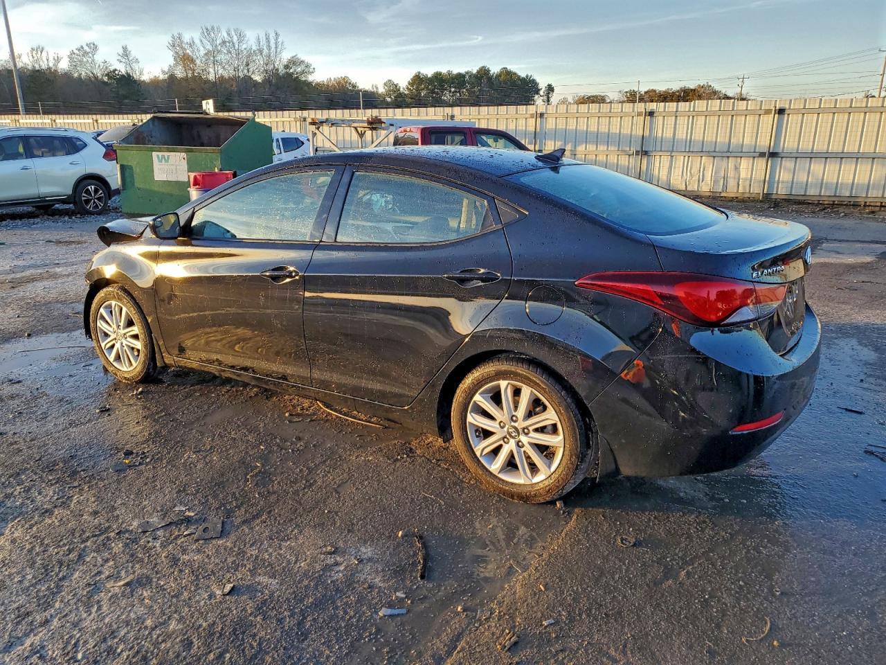 2014 Hyundai Elantra Se - Фото 2