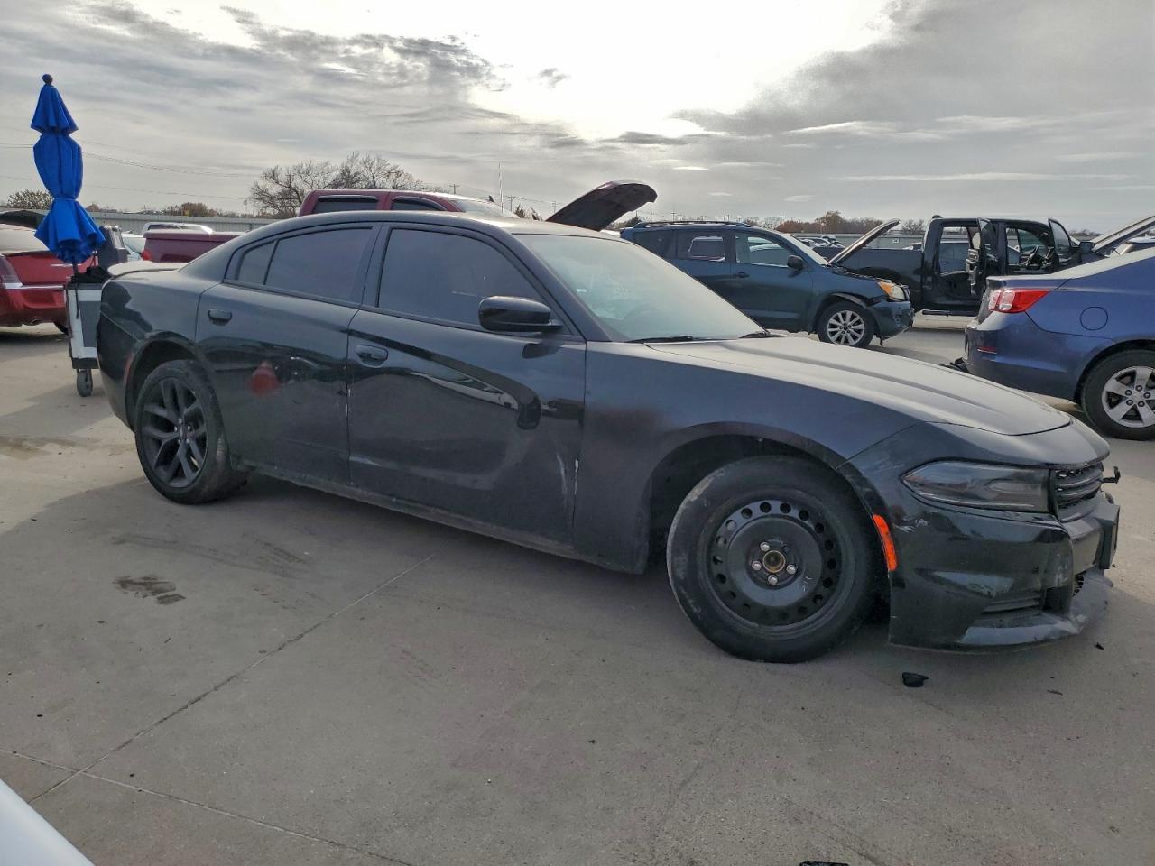 2020 Dodge Charger Sxt - Фото 4