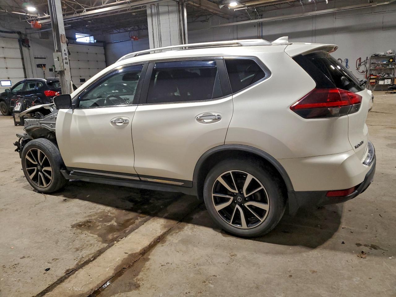 2018 Nissan Rogue S - Фото 2