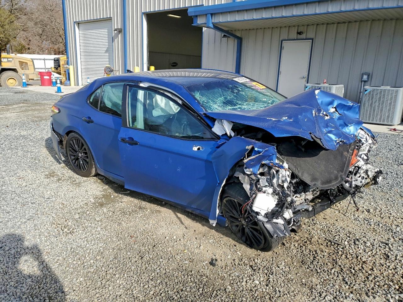 2019 Toyota Camry L - Фото 4